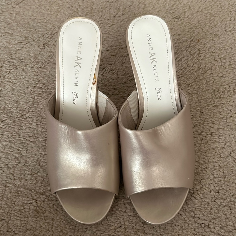 Heeled sandals